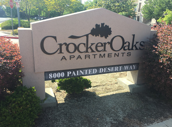 Crocker Oaks Apartments - Roseville, CA