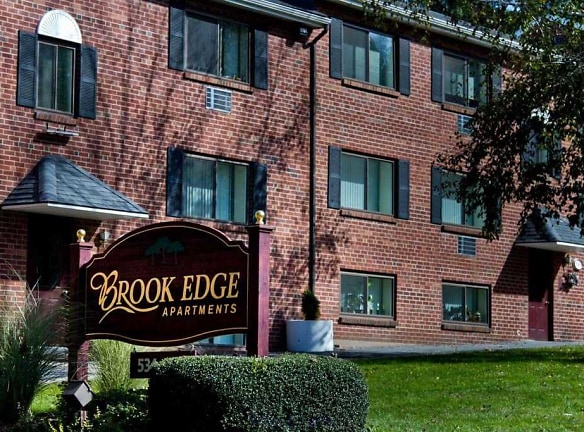 Brook Edge Apartments - Chicopee, MA