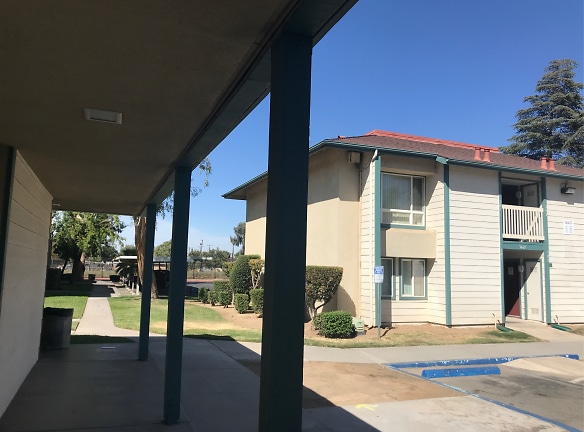 Pleasant View Apartments - Fresno, CA