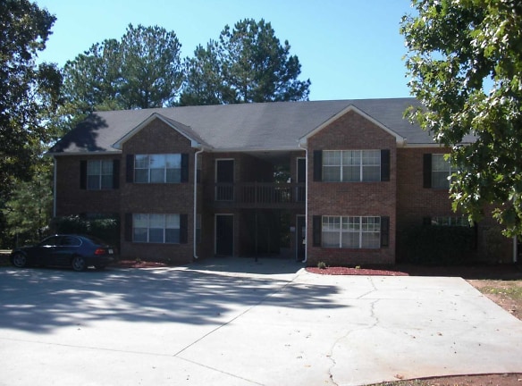 Oakwood Apartment Homes - Stockbridge, GA