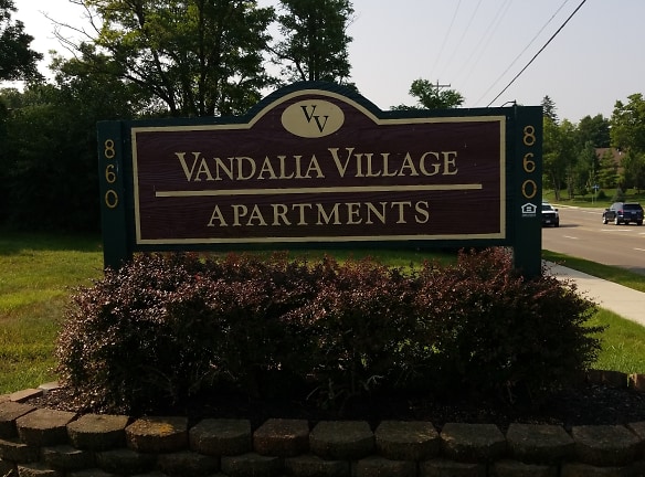 Vandalia Village Apartments - Vandalia, OH