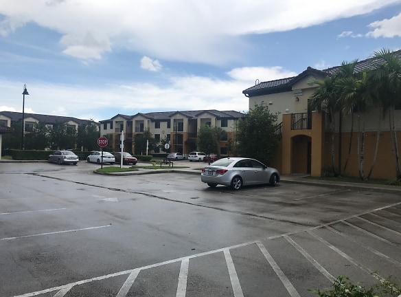 Sorrento At Miramar Apartments - Miramar, FL