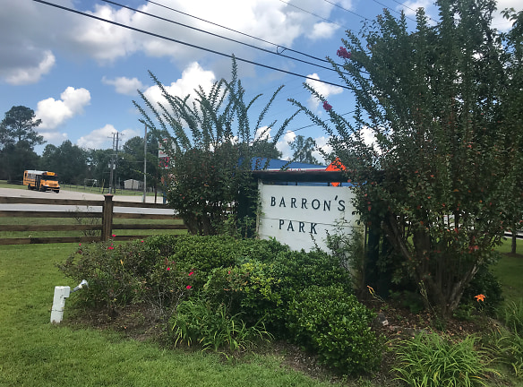 Barrons Trailer Park Apartments - Auburn, AL