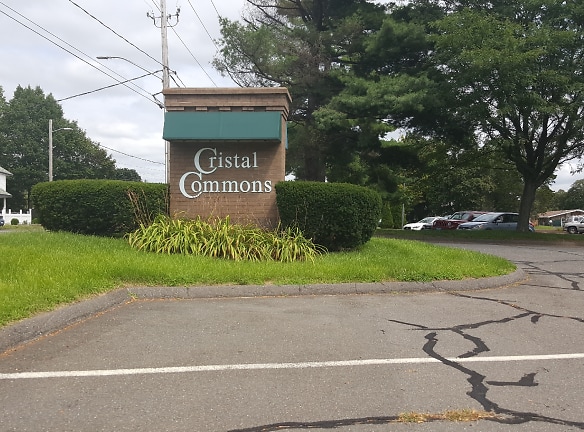 Cristal Commons Apartments - Plainville, CT