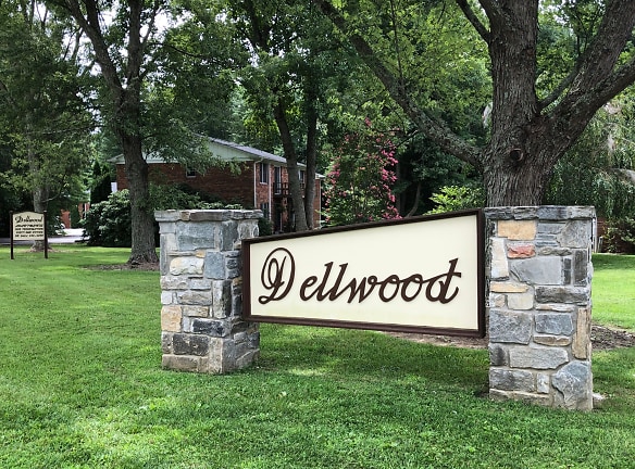 Dellwood Garden Apartments - Hendersonville, NC