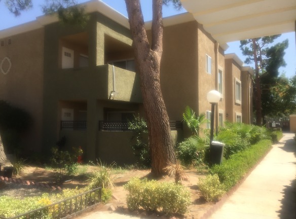 Casa Del Sol Apartments - Victorville, CA