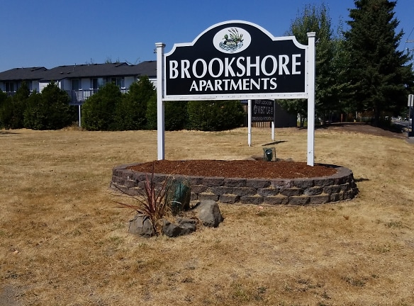 Brookshore Apartments - Albany, OR