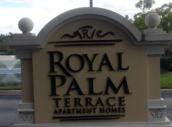 Royal Palm Terrace Apartments - Bradenton, FL