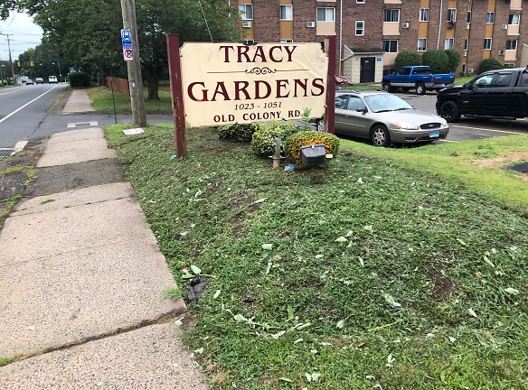 Tracy Gardens Apartments - Meriden, CT
