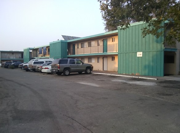 Lincoln Patio Apartments - Livermore, CA