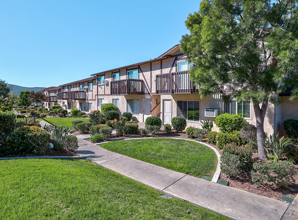 Windsor Manor Apartments - San Marcos, CA