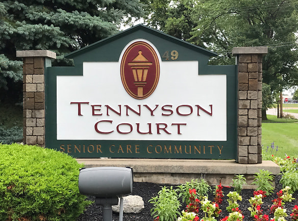 Tennyson Court Apartments - Buffalo, NY