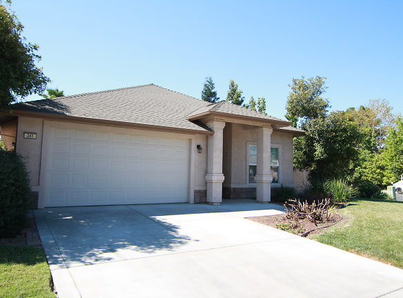 341 Bell Way - Orland, CA