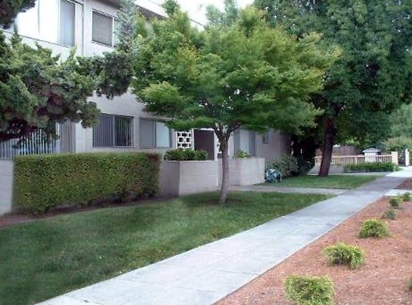 Elm Street Apartments - San Jose, CA