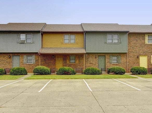 Woodside Townhomes - Radcliff, KY