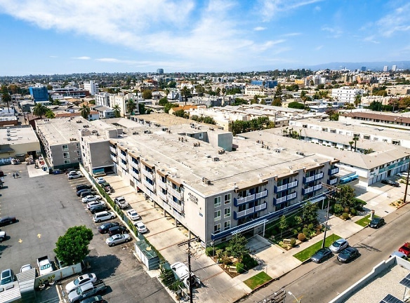 Clarington, The Apartments - Los Angeles, CA