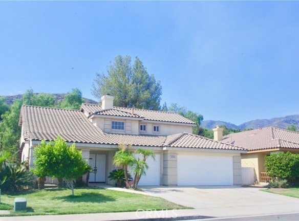 13333 Golden Horn Dr - Corona, CA