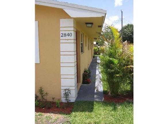 2840 NW 15th Ct unit 1 - Fort Lauderdale, FL