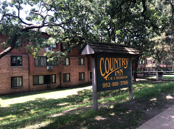 Country Inn Apartments - Bloomington, MN