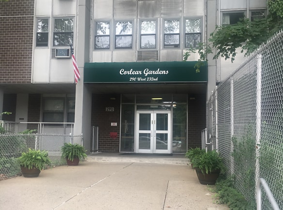Corlear Gardens Apartments - Bronx, NY