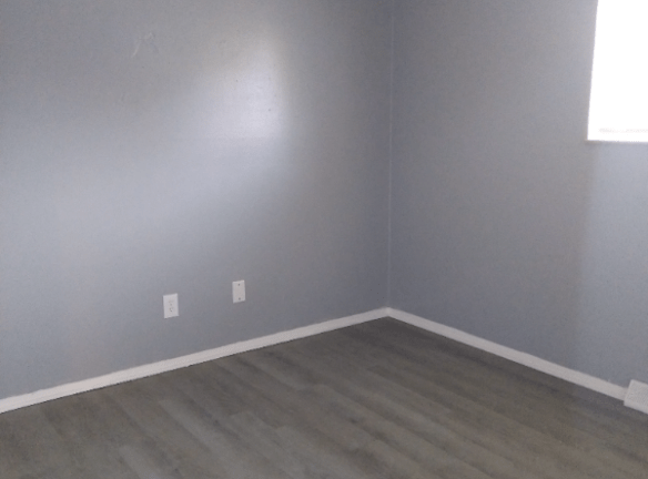 1026 Woodland Ave unit 1 - Toledo, OH