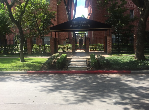 Oaks Of West University Apartments - Houston, TX