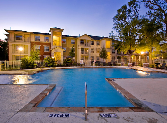 Costa Rialto Apartments - Houston, TX