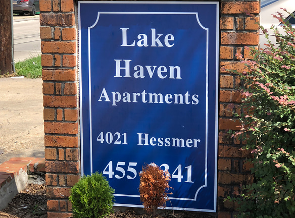 Lake Haven Riverside Court Apartments - Metairie, LA