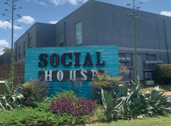 Social House - Nacogdoches, TX