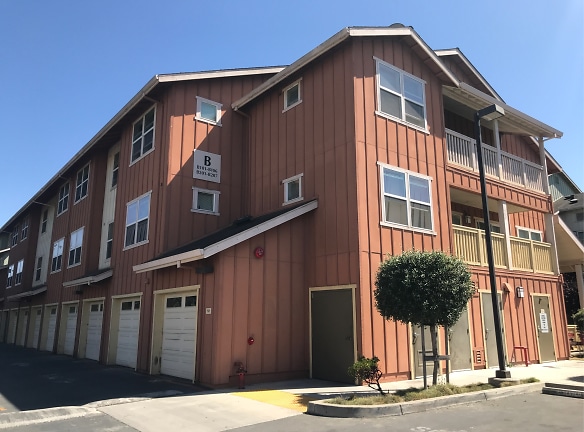 Nuevo Amanecer Apartments - Royal Oaks, CA