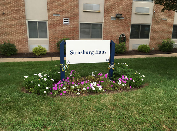 Strasburg Haus Apartments - Shrewsbury, PA