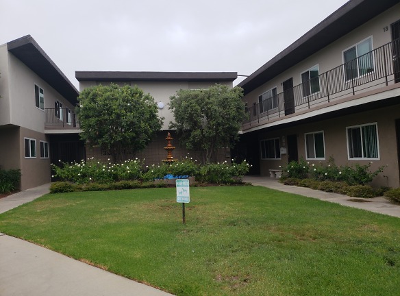 Twin Oaks Apts Apartments - Lomita, CA