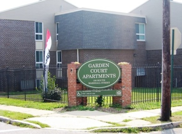 Garden Court Apartments - Lancaster, PA