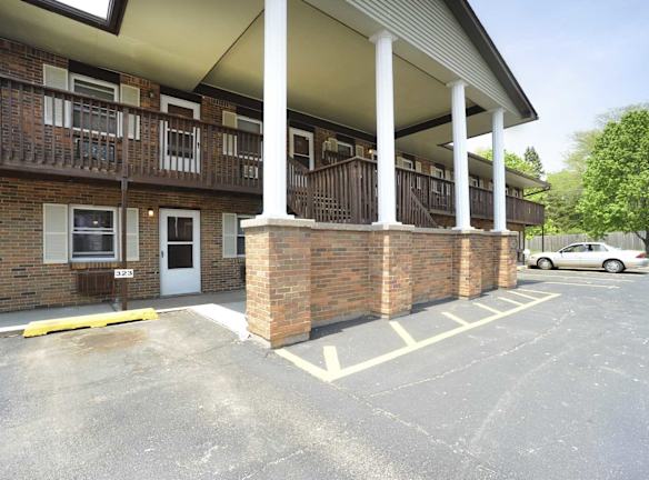 1905 W 40th St - Davenport, IA