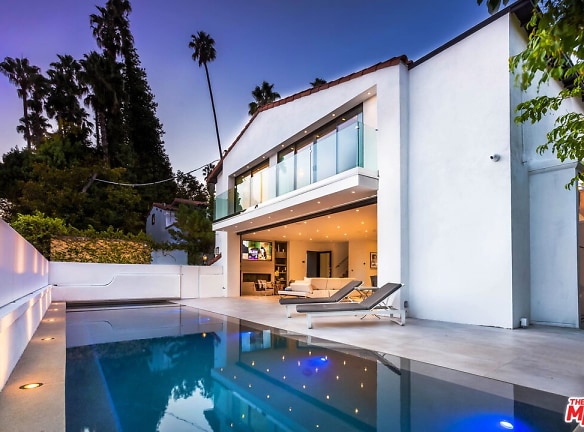 9331 Doheny Rd - Beverly Hills, CA