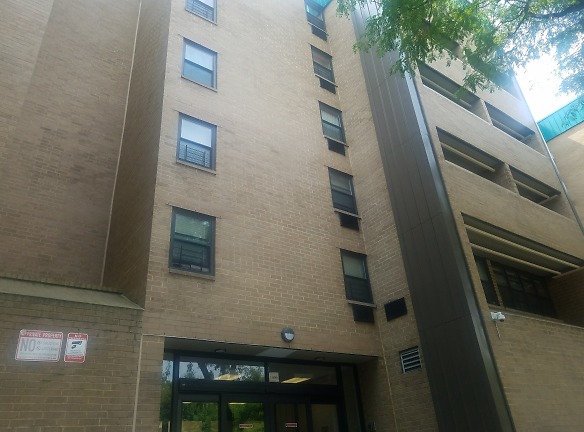 Smith Woodward Plaza Apartments - Brooklyn, NY
