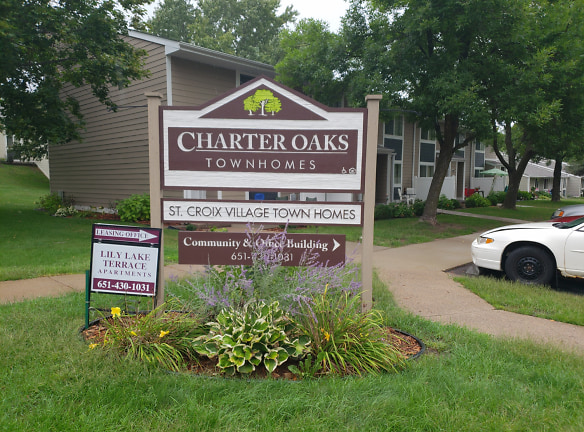 Charter Oaks Townhomes Apartments - Stillwater, MN