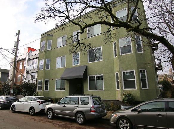 Fairmont Cherry Hill Apartments - Seattle, WA