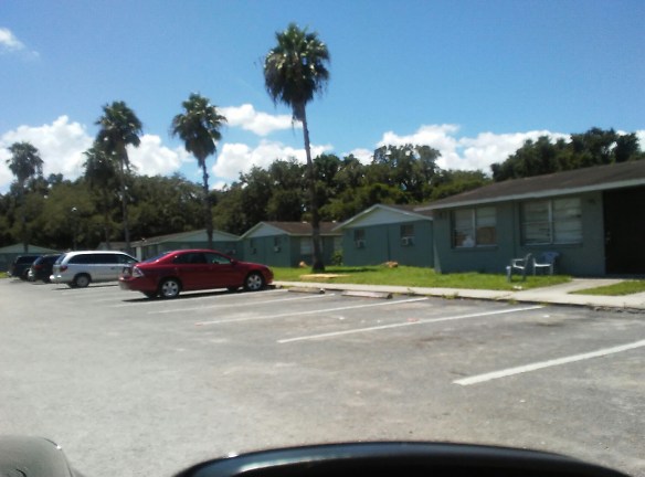 Oakleaf Village Apartments - Palmetto, FL