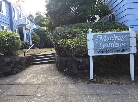 MaCleay Gardens Apartments - Portland, OR