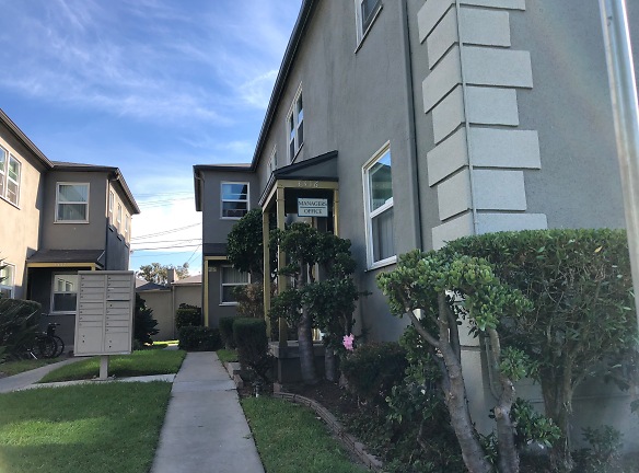 Leimert Park Apartments - Los Angeles, CA