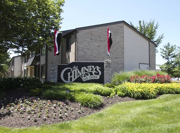 Chimneys Of Oak Creek Apartments - Dayton, OH