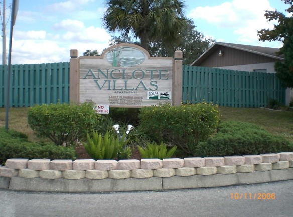 Anclote Villas Apartments - Hudson, FL