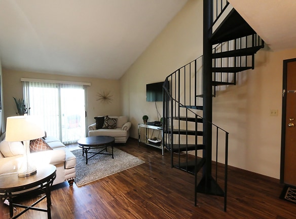 Folsom Ridge Apartments - Lincoln, NE