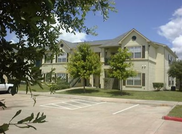 The Whittington Apartments - Victoria, TX