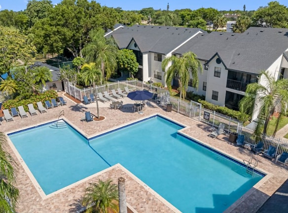 ARIUM Coconut Creek Apartments - Margate, FL