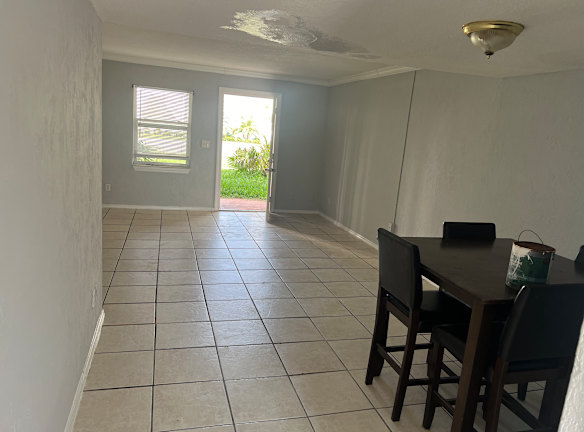 3760 S Atlantic Ave unit 6 - Daytona Beach Shores, FL