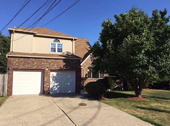 8 Malanga Court Scotch Plains NJ 07076 Home For Rent Rentals com