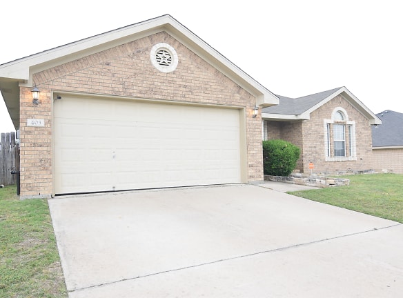 403 Hedy Dr - Killeen, TX