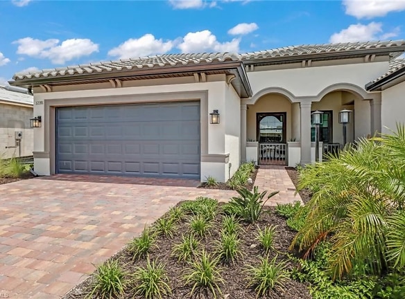 12391 Canal Grande Dr - Fort Myers, FL